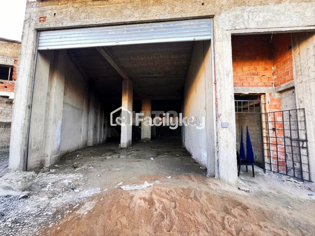 Local comercial de 550 m² en Casablanca