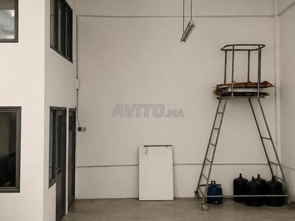 Garage 329 m² dubbele titel – Place Mozart