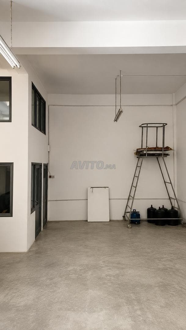 Garage 329 m² dubbele titel – Place Mozart