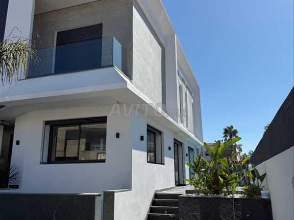 164799-Vente Villa à Harhoura Sid El Abed de 320 m