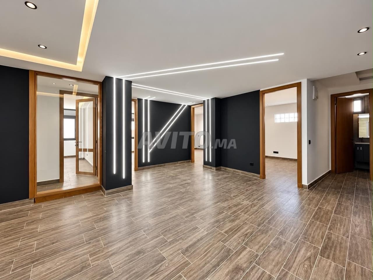 PLATEAU DE BUREAU 180M BD DE BORDEAUX