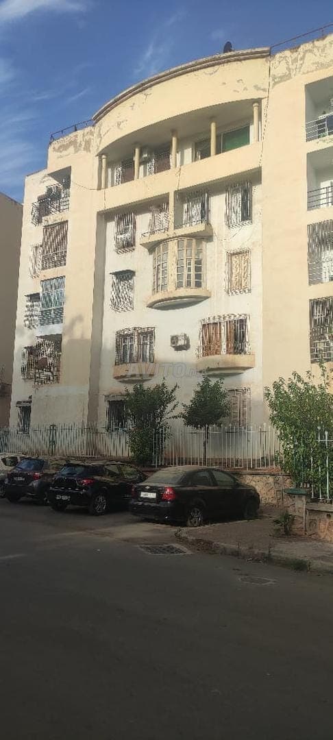 Appartement à vendre 97 m² à Meknès Hamria