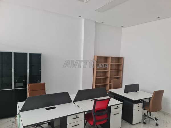 Piano ufficio arredato, Aïn Sebaâ