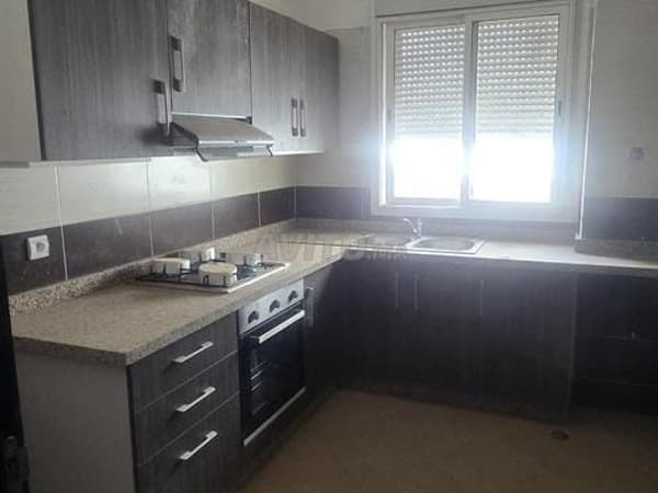 Appartement à usage professionnel ou habitation
