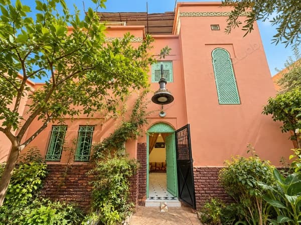 Maison avec jardin & rooftop / à vendre