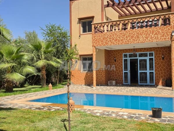 villa 🏡 vide 4 chambres