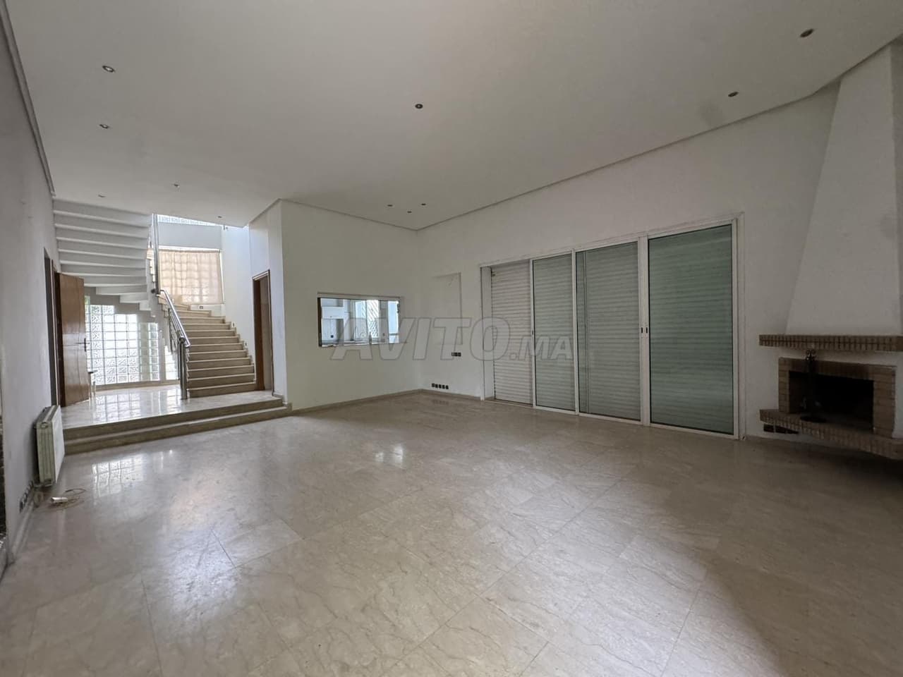 Empty villa for rent