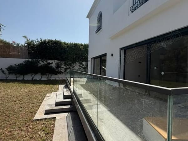 Te huur: Gerenoveerde villa in Hay Riad, – Rabat