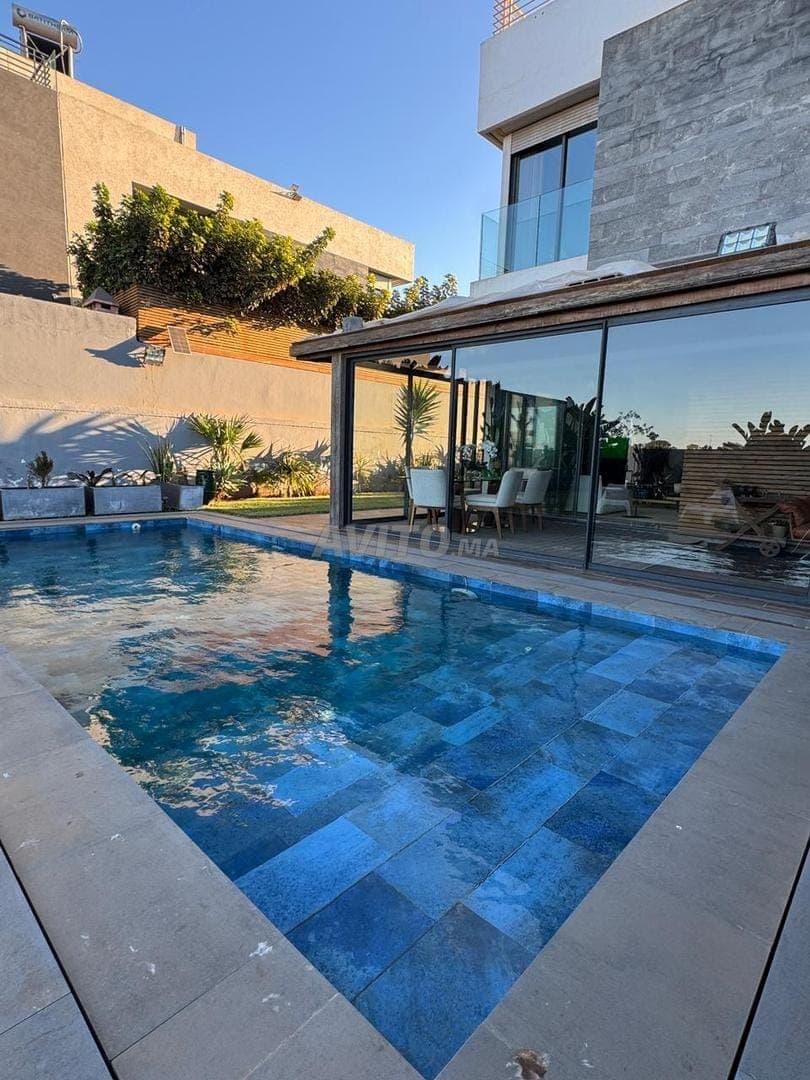 Villa for sale in Dar Bouazza