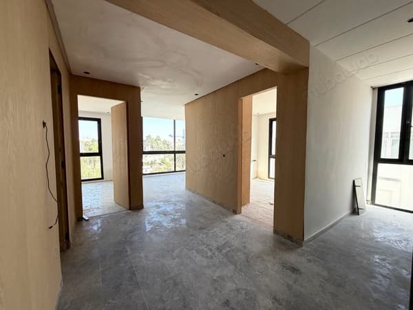 Studio & Apartment for Sale in Oasis