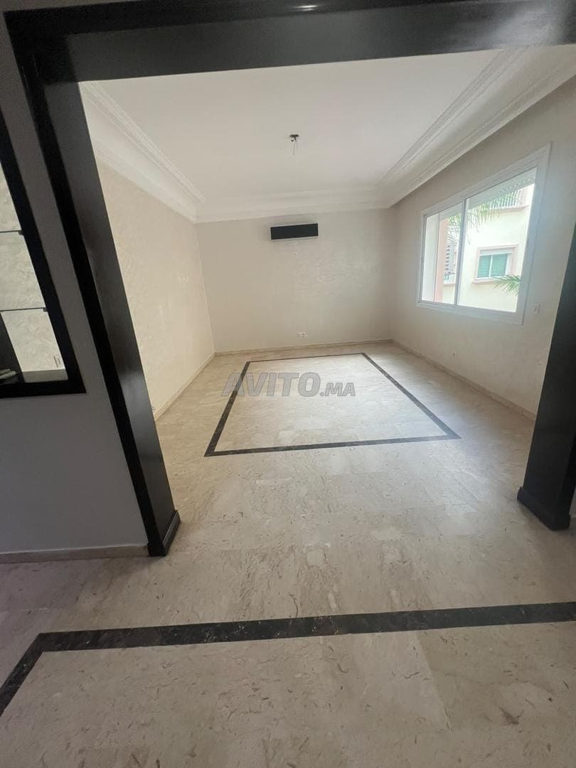 Appartement à louer 100 m² à Val Fleuri