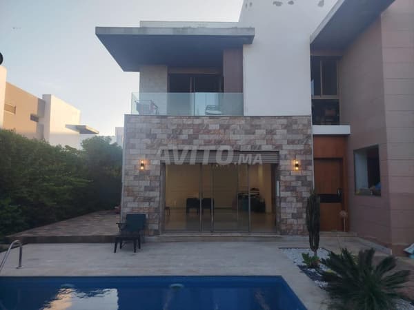 Villa moderne à louer à Dar Bouazza