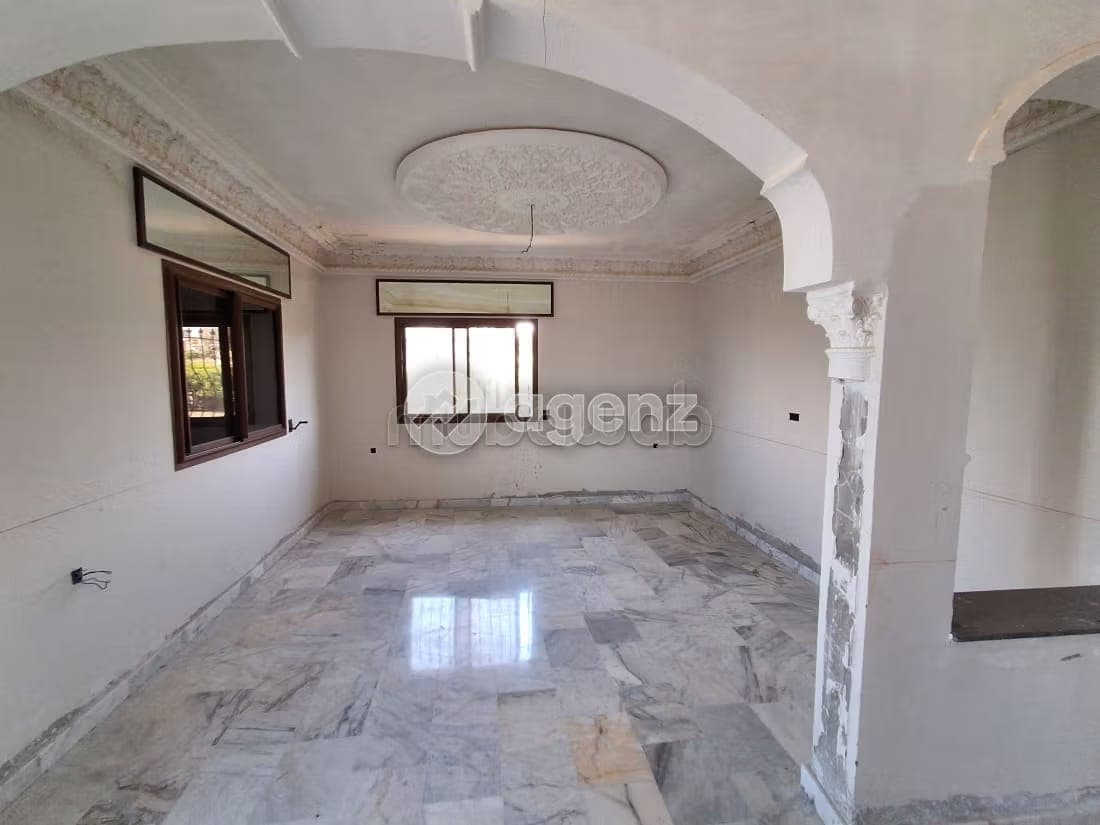 Villa for sale 1,036 m², 3 bedrooms Other Tangier
