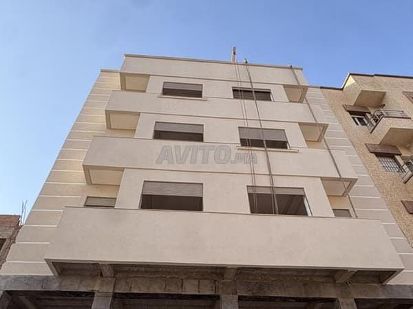 Appartements à vendre 66m² et 105m² – Marbre de luxe et ascenseur