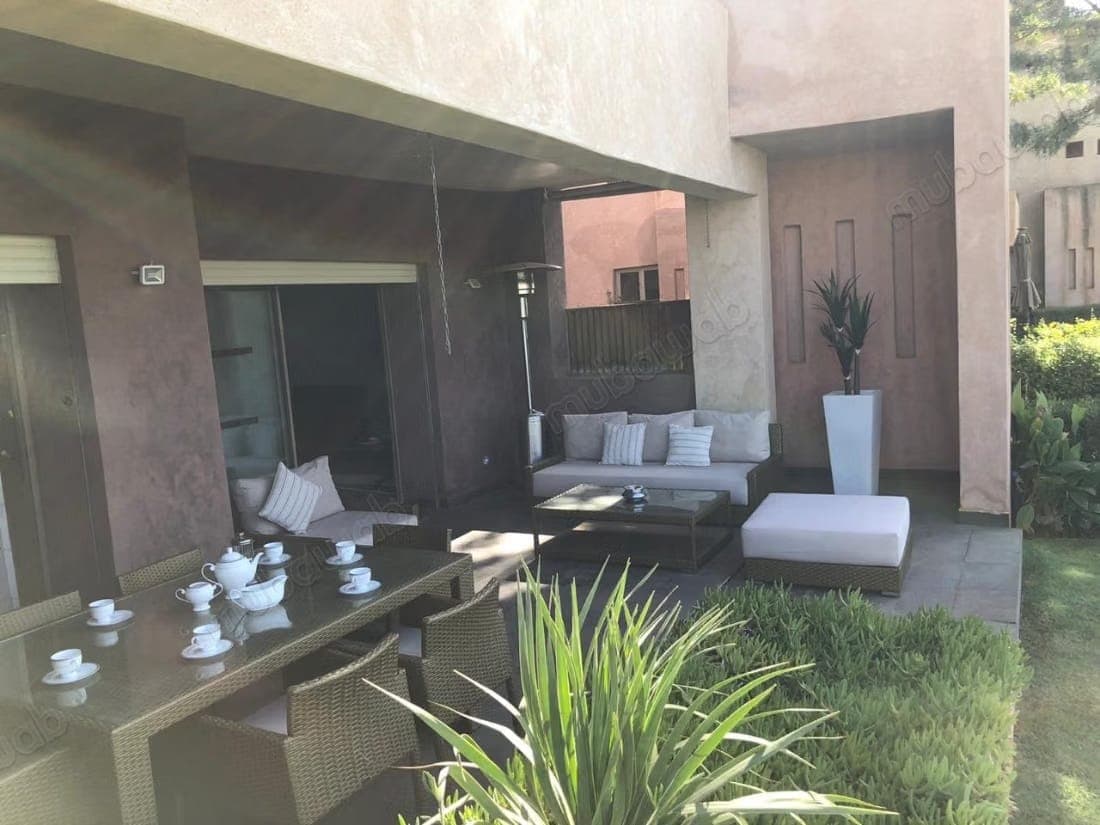 Zeer mooi appartement te huur in Agdal. Oppervlak van 120 m². Gemeubileerd