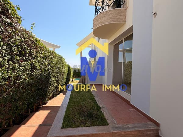 À LOUER Villa 5 chambres et piscine Non Meublé