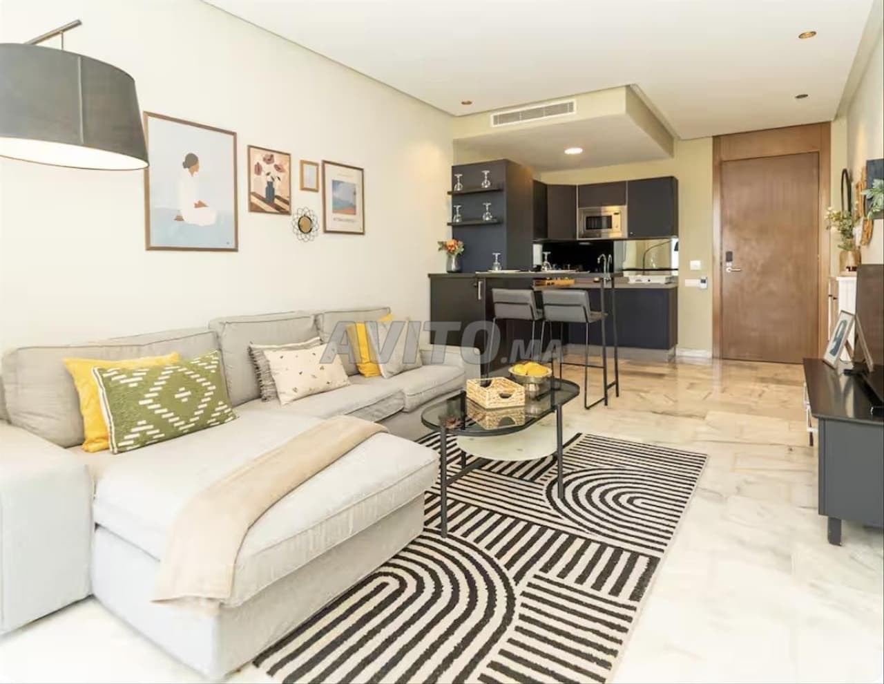 Studio meublé sans vis à vis à vendre