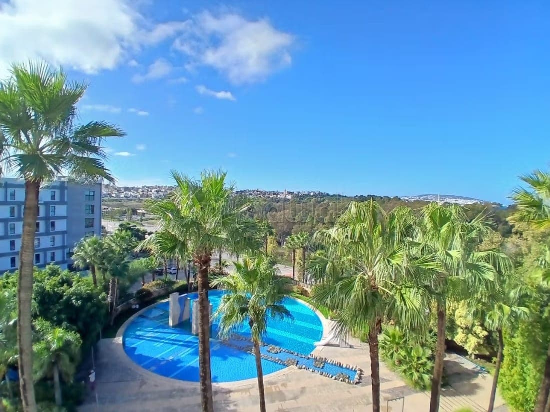 Furnished Apartment for Rent with Pool View – Malabata