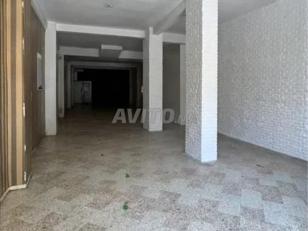 Magasin commercial à louer à Hamria