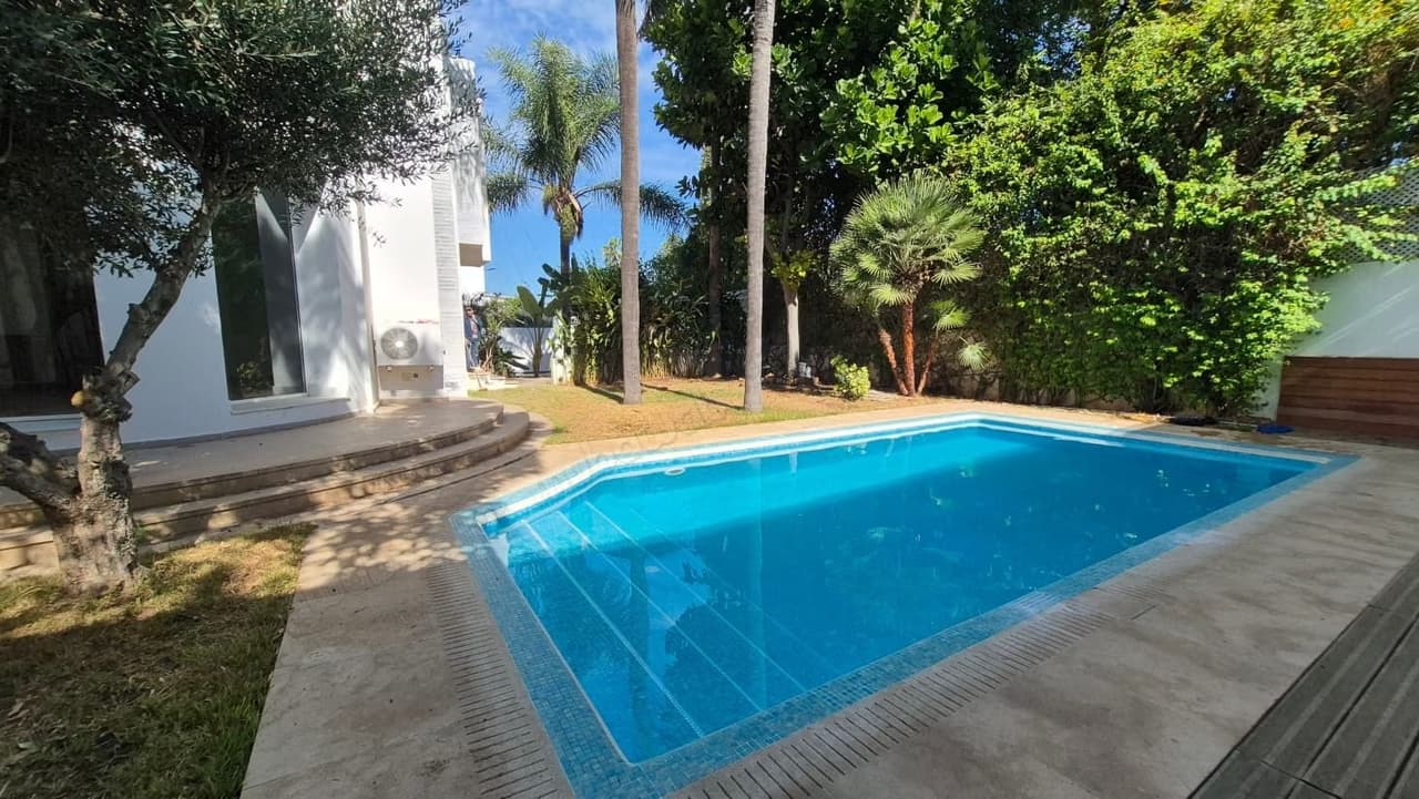 For sale villa 995m2 4 bedrooms Anfa
