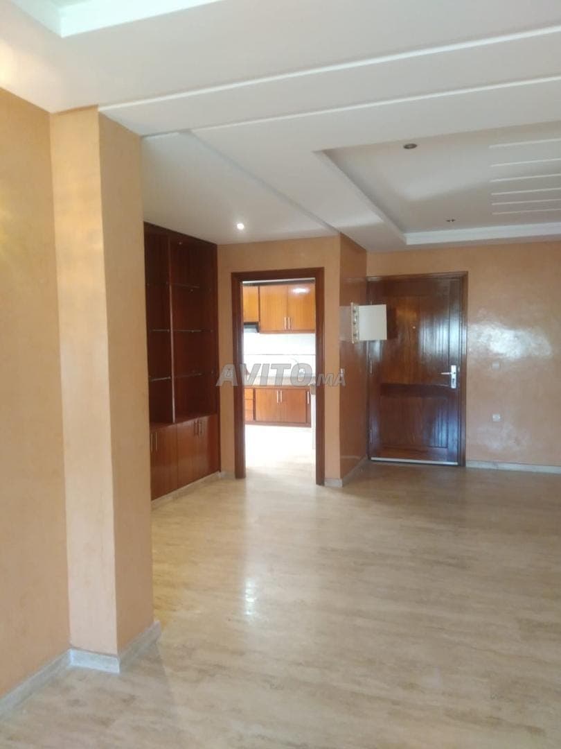 Spacious apartment - Guiche lodaya district.