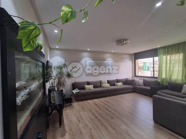 Wohnung zu verkaufen 188 m², 4 Zimmer Les Hôpitaux Casablanca
