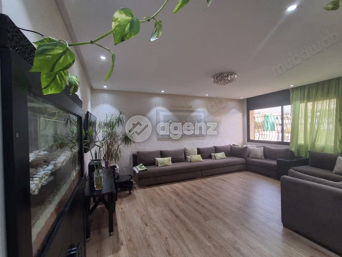 Appartement à vendre 188 m², 4 chambres Les Hôpitaux Casablanca