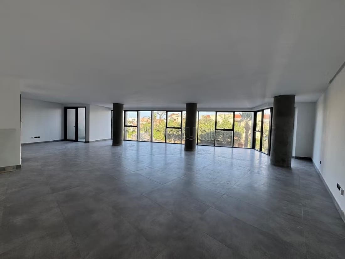 Bureau Neuf 116 M² Aménagé A Vendre