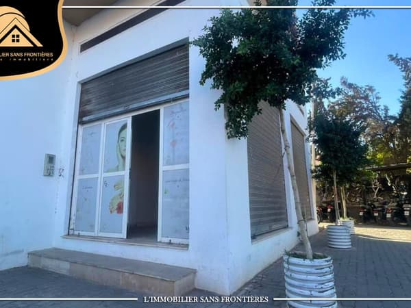 Local commercial à louer à Les Portes de Marrakech, 73 m², Marrakech