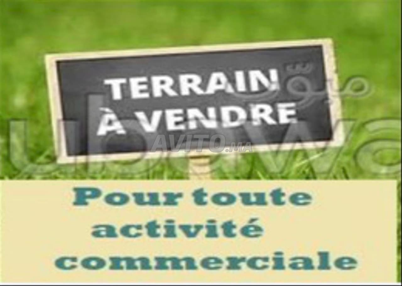 A vendre terrain 1500m2 commercial sur MehdiBenBarka