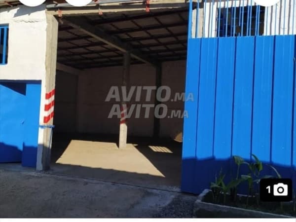 Magasin de stockage 200m2