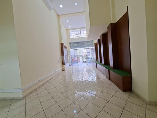 Shop 140 m2 Californie next to Bd Hayfa