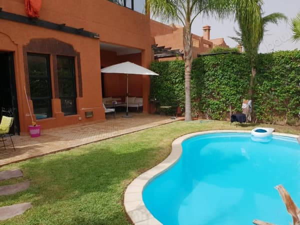 Villa 4 chambres avec piscine palmeraie