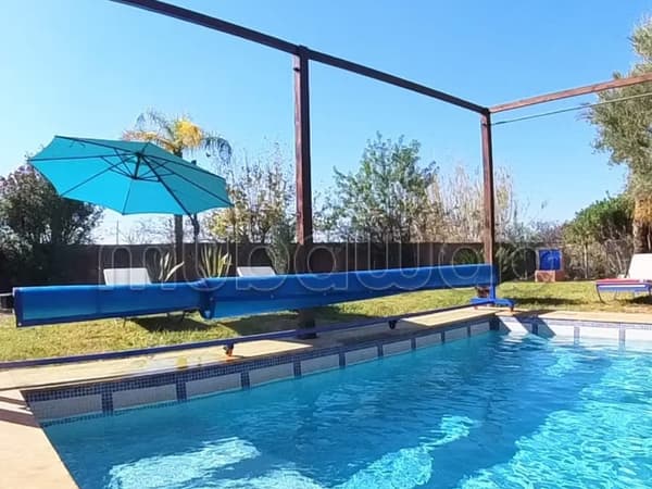 Villa à Louer avec Piscine Privée & Grand Jardin