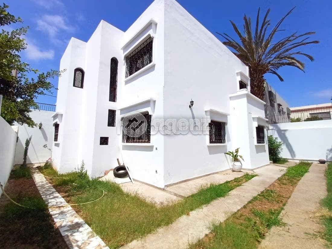 Villa zu verkaufen 360 m², 6 Zimmer Hay Dakhla Agadir