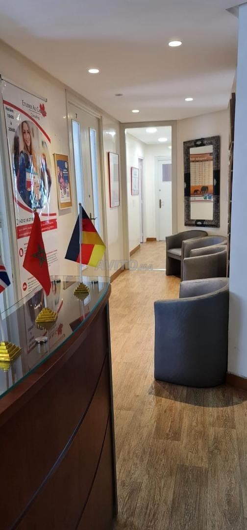 Office, co-working, open plan