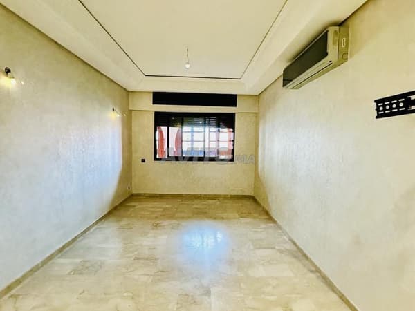 Magnifique appartement vide à Guéliz