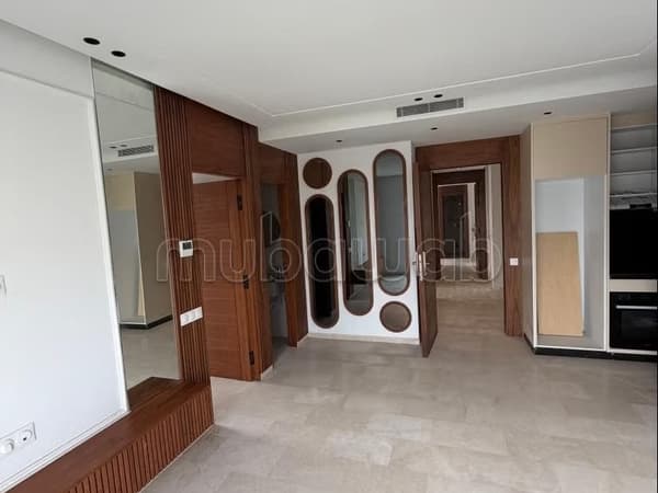 Studio premium à saisir