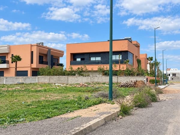 Terrain titré à vendre Agdal 554m² Morocco Mall