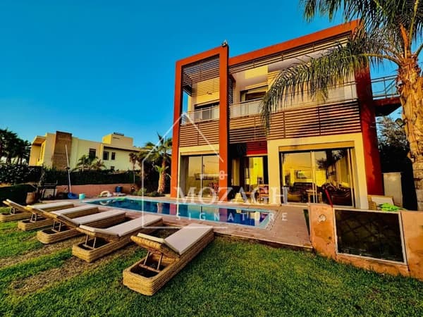 Superbe villa 6 chambres– Argan Golf Resort