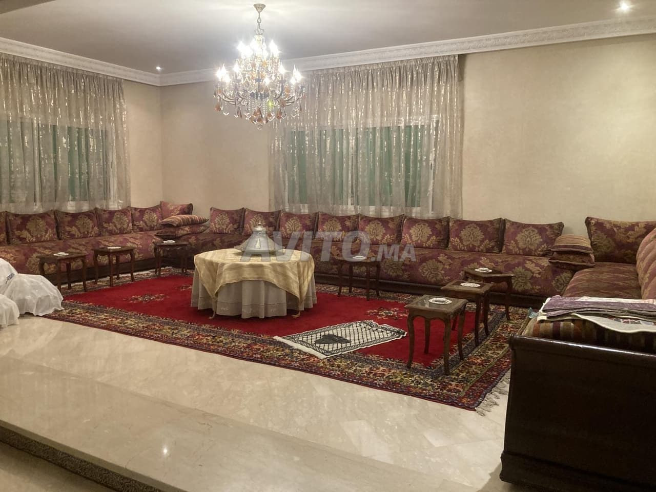 فرصة لا تفوت فيلا كبيرة بإطلالة جميلة