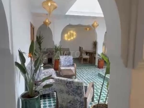 Luxurious riad with title and authorised for sale