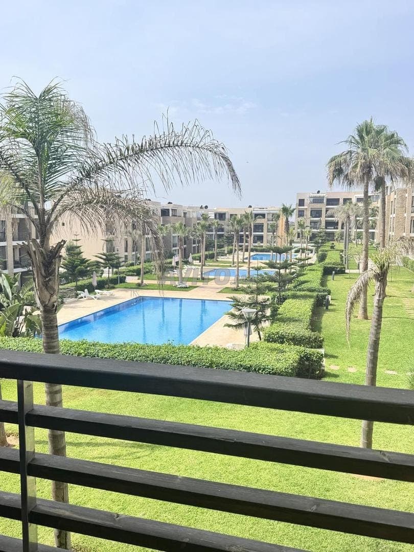 شقة فاخرة للبيع في بريستيجيا