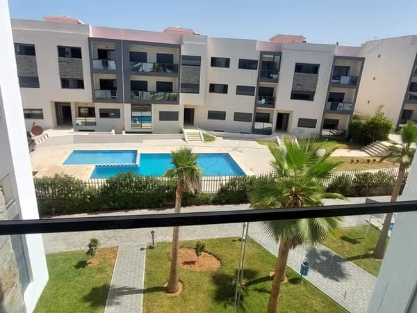 بيت للكراء في الهرهورة. شقة جميلة بغرفتين مريحتين. خدمة الكونسيرجerie