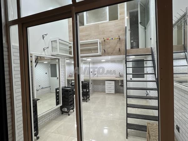 Shop for rent, Boulevard Panoramique, management contract