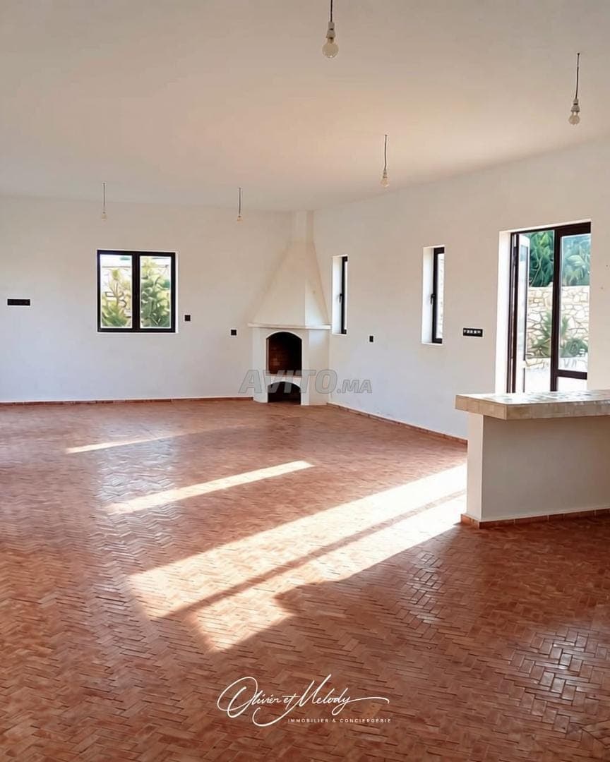 Villa 3 CH. Piscina. Accordo Sub-locazione