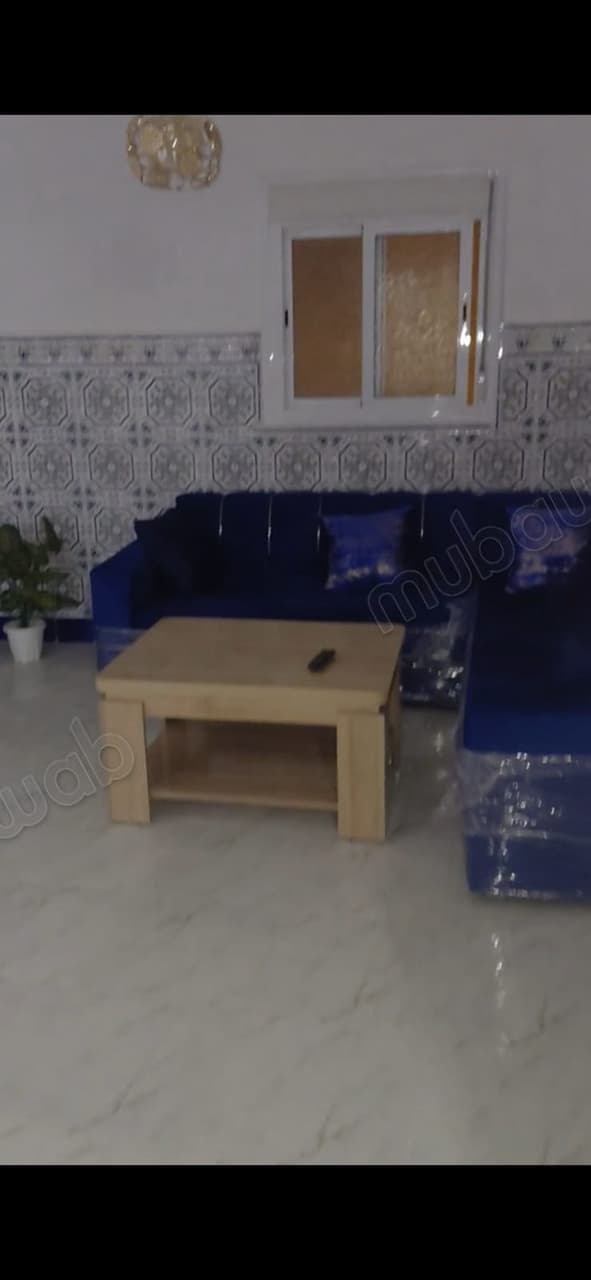 Bel appartement en location à Souani. Superficie 55 m². Bien meublé