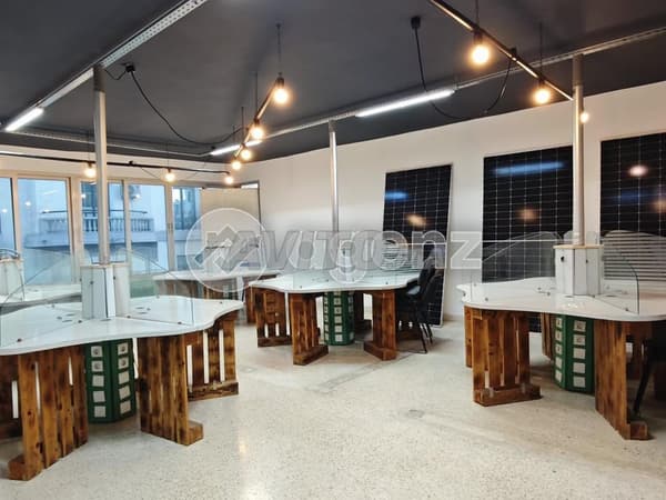 CMN-SI-2105 - Bureau à vendre à Foncière