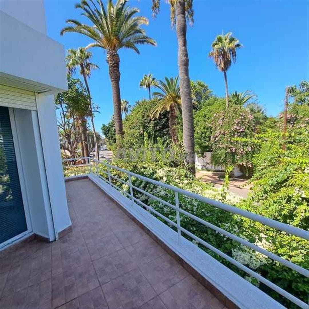 196047-Vente Villa à Casablanca Ain Diab de 293 m²