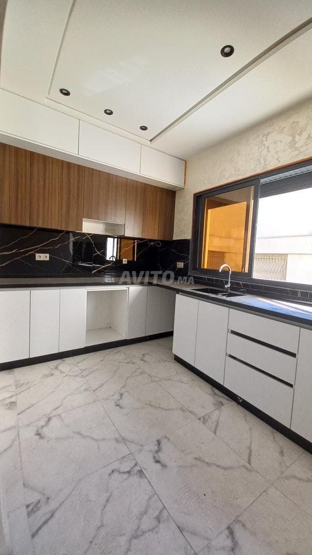 Maison de 100 m² à Sibari, 2e étage, quartier Salam
